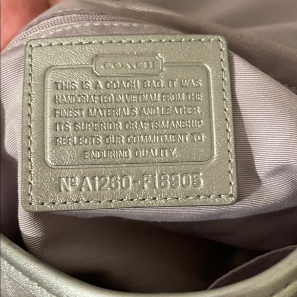 Coach SoHo 2012 Silver and Gray Signature shoulder bag, metallic - Picture 16 of 16